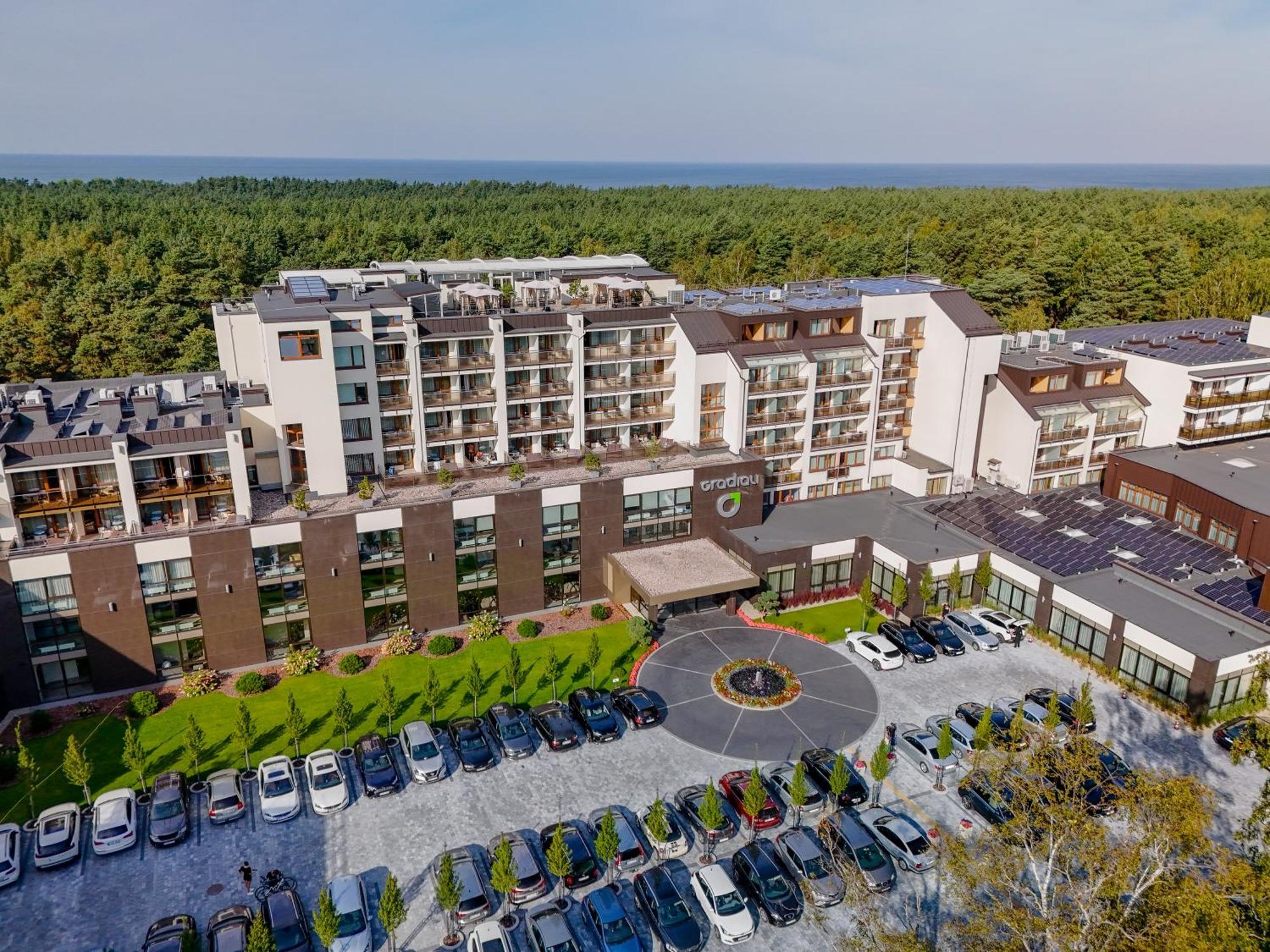 Gradiali Wellness And Spa Паланга Екстериор снимка
